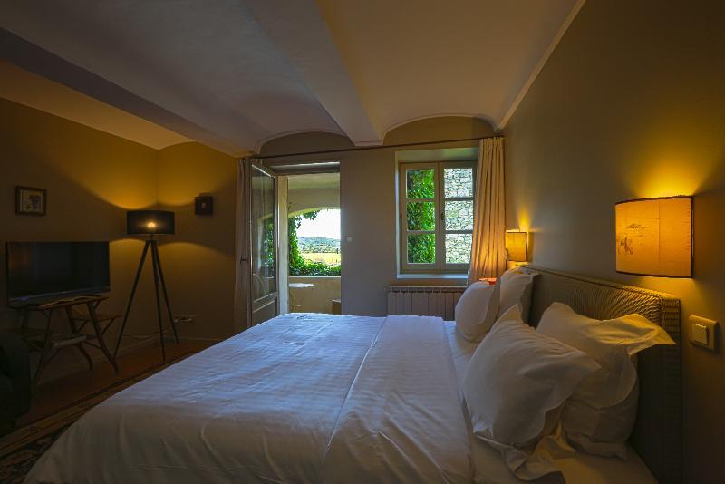 Hotel La Treille Muscate Cliousclat Zewnętrze zdjęcie